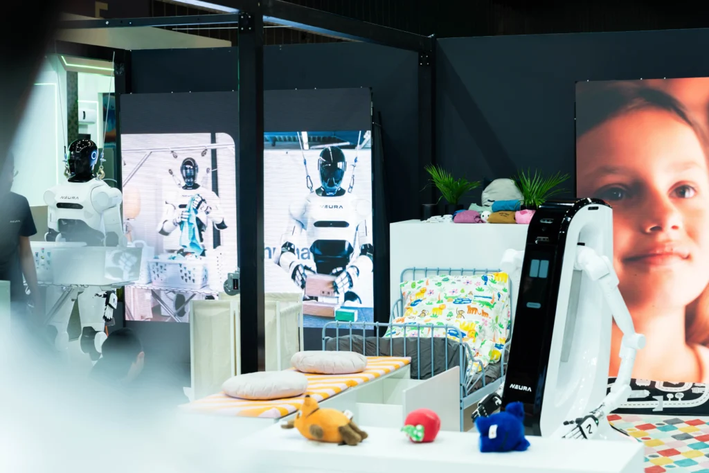 NEURA Robotics IFA Berlin Fair Show 4NE1 MiPA